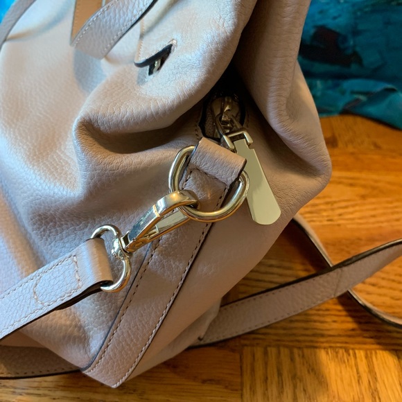 💛Vince Camuto Almond Purse💛 - Picture 12 of 16